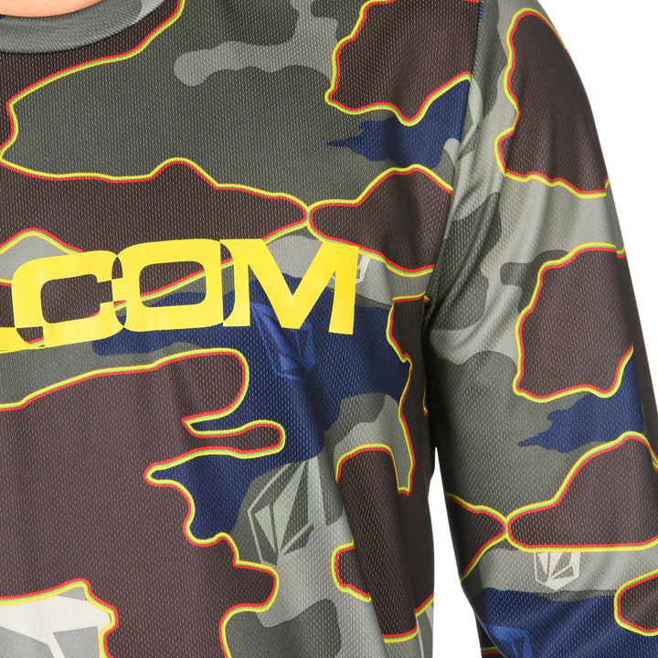 Volcom Stock Hunter Riding Crew Neck Baselayer Top Military Camo Detail 1 View