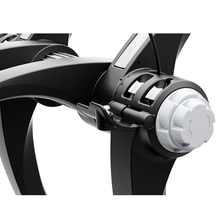 Thule Raceway Pro Platform 2 Bike Rack Black Detail 4 View