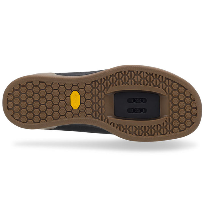 Giro Chamber Bike Shoes Black/Gum Sole View