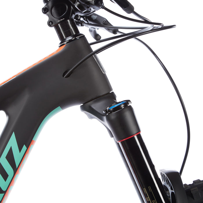 Santa Cruz Bicycles Hightower 1 C S 29 Complete Mountain Bike 2017 Matte Carbon & Mint