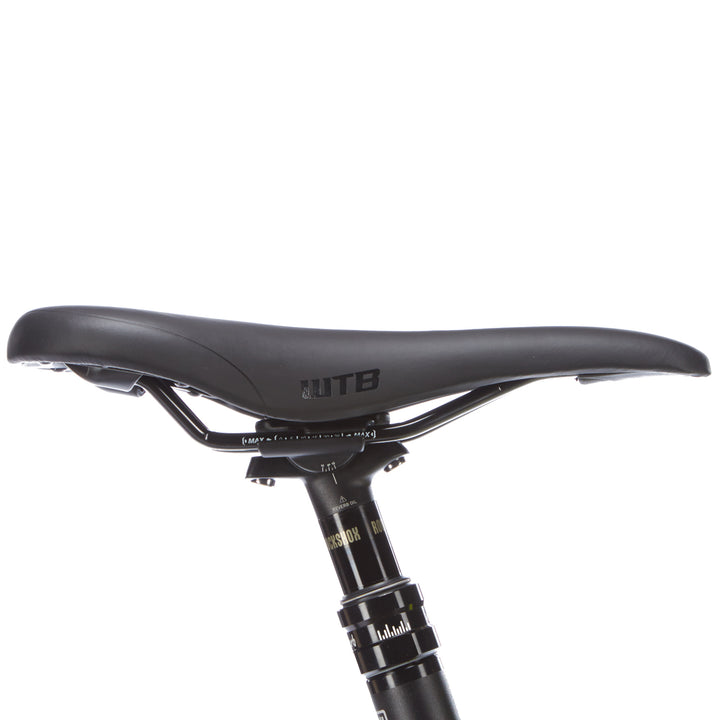 Intense Cycles Primer 29C Foundation Complete Mountain Bike 2017 Yellow/Grey Saddle View