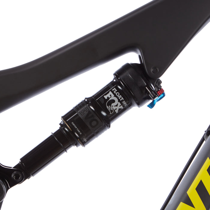 Santa Cruz Bicycles 5010 2 C S Complete Mountain Bike 2017 Matte Carbon & Yellow