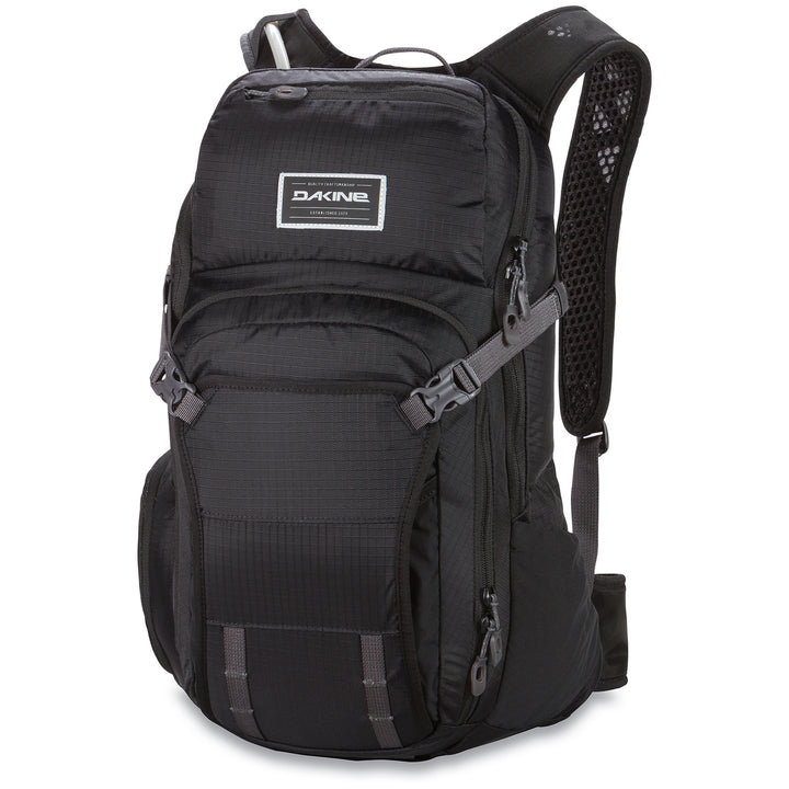 Dakine Drafter 18L Hydration Pack Black