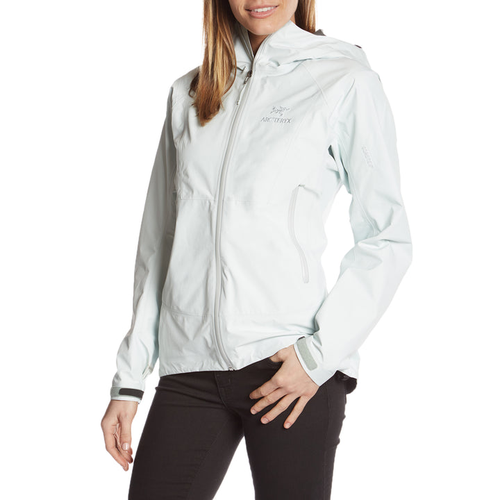 Arc'teryx Beta SL Jacket - Women's Ionic Sky Front View