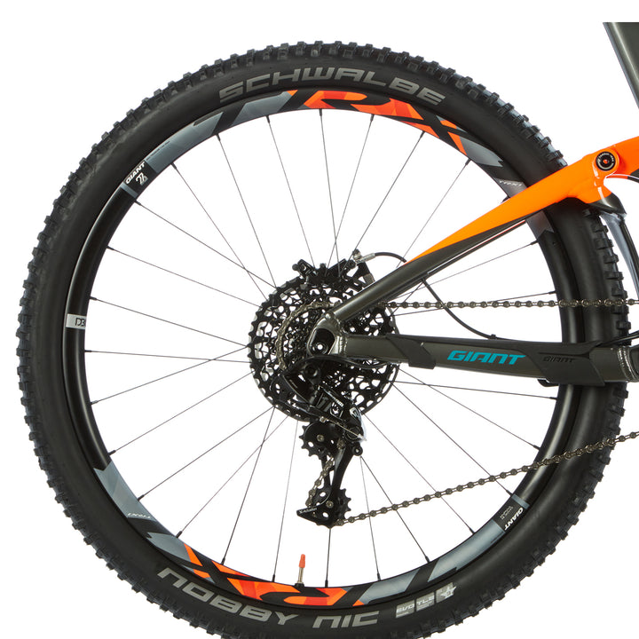 Giant Trance Advanced 2 Complete Mountain Bike 2017 Charcoal/Orange/Green
