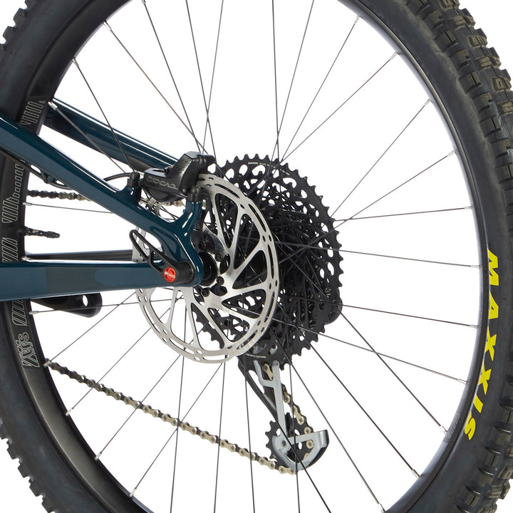 Santa Cruz Bicycles Nomad 4 C S Complete Mountain Bike 2018 Gloss Ink/Gold