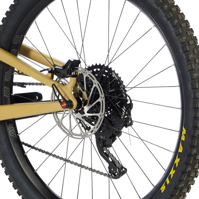 Santa Cruz Bicycles Nomad C XE Complete Mountain Bike 2018 Gloss Tan/Black