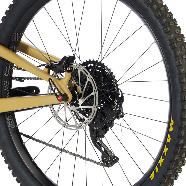 Santa Cruz Bicycles Nomad C XE Complete Mountain Bike 2018 Gloss Tan/Black