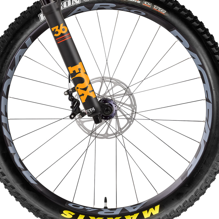 Santa Cruz Bicycles Hightower C S+ Complete Mountain Bike 2018 Gloss Mango/Orange