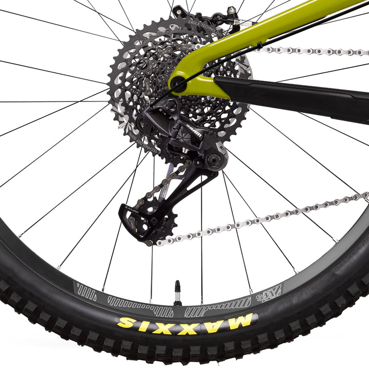 Santa Cruz Bicycles Hightower LT C S Complete Mountain Bike 2018 Gloss Wicklow Green/Black