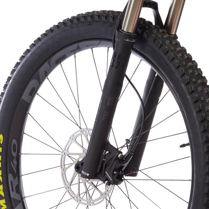 Juliana Joplin 27.5+ A D Complete Mountain Bike - Women's 2018 Coral