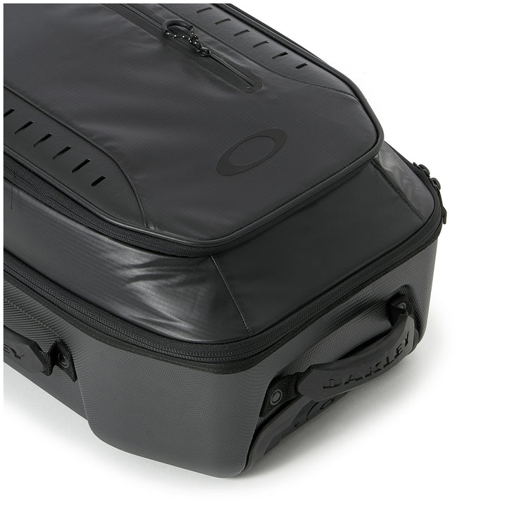 Oakley Factory Pilot 42L Roller Bag Blackout