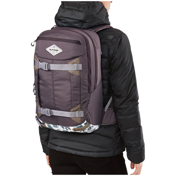 Dakine Team Mission Pro 25L Backpack - Women's Leanne Pelosi
