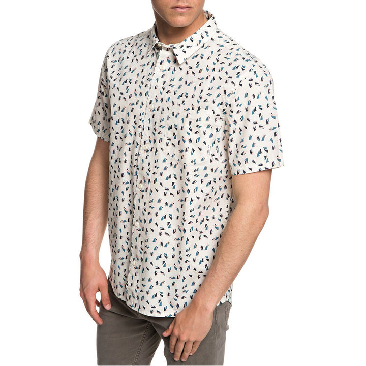 Quiksilver Akan Waters Short-Sleeve Shirt Birch Mechanical Ditsy