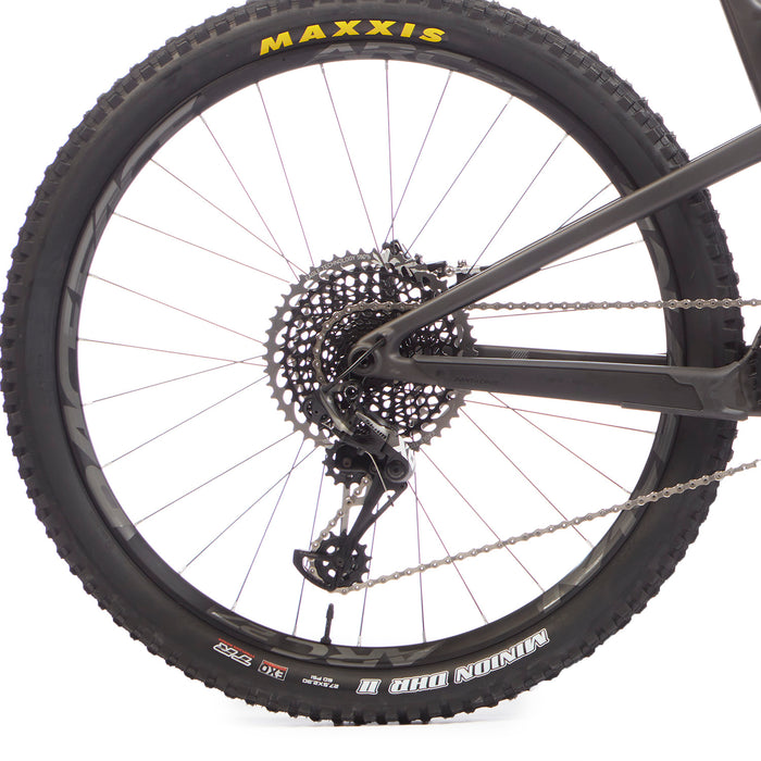 Santa Cruz Bicycles 5010 CC X01 Complete Mountain Bike 2019 Matte Carbon