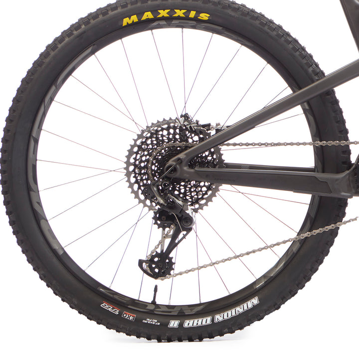 Santa Cruz Bicycles 5010 CC X01 Complete Mountain Bike 2019 Matte Carbon