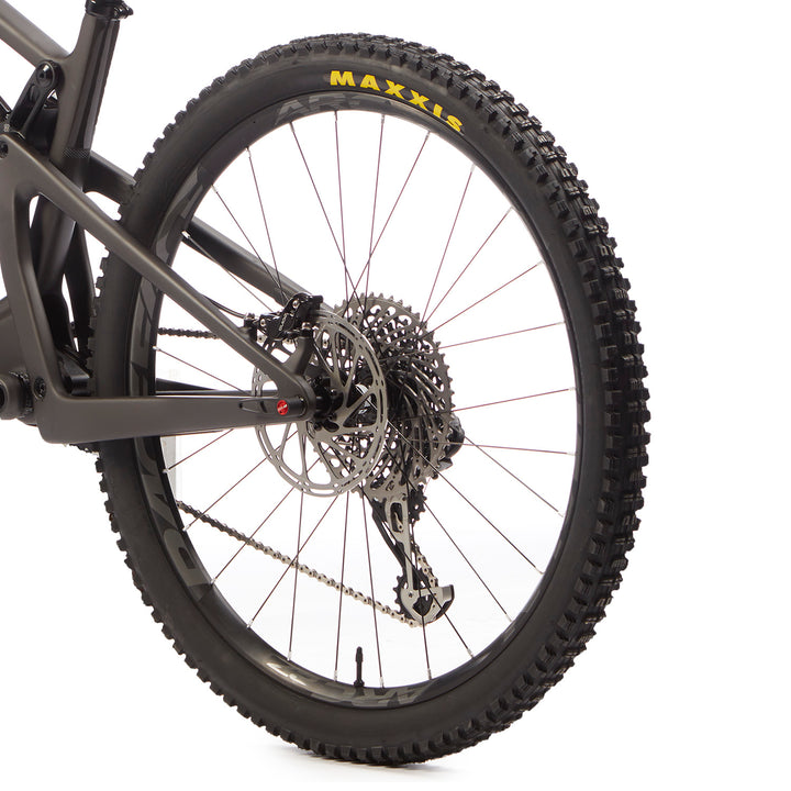Santa Cruz Bicycles 5010 CC X01 Complete Mountain Bike 2019 Matte Carbon