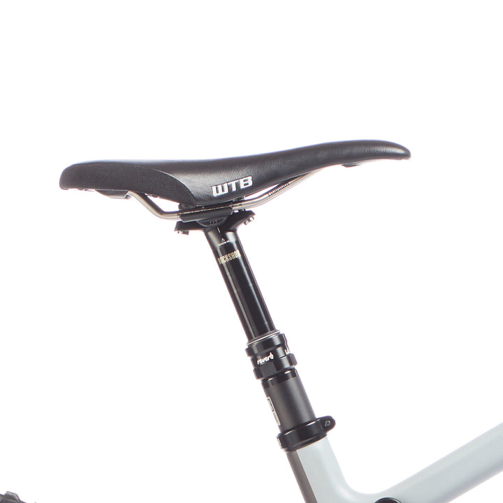 Santa Cruz Bicycles Bronson CC X01 Reserve Complete Mountain Bike 2019 Primer Grey