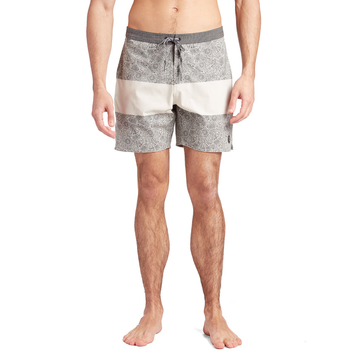 Roark Chiller Tang 17.5" Boardshorts Khaki