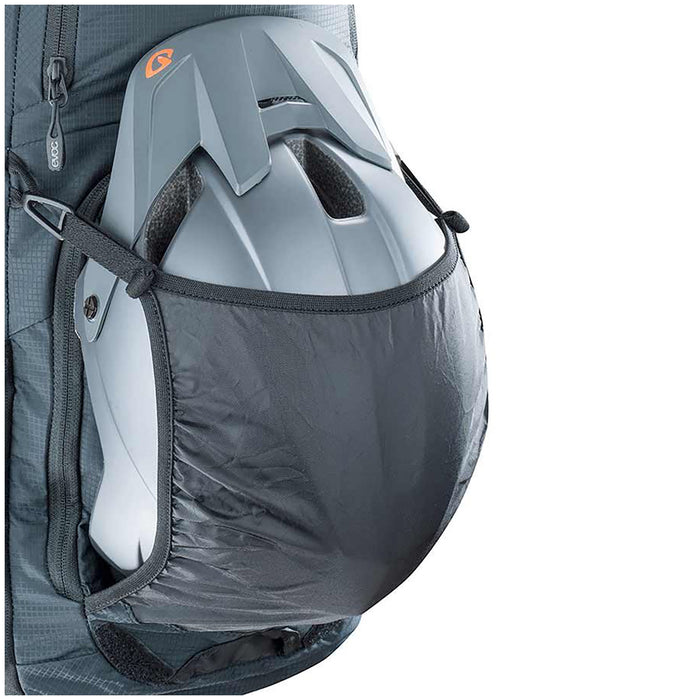 EVOC CC 10L Hydration Pack Black