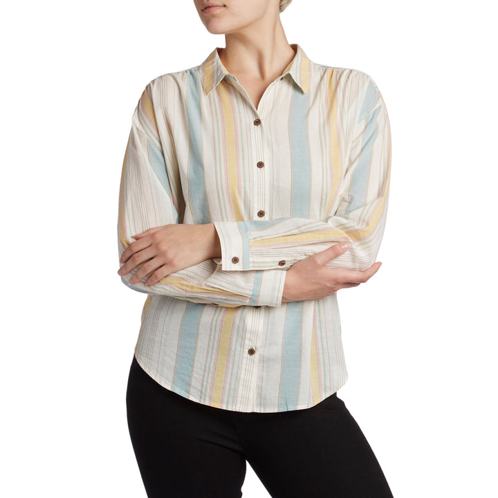 Patagonia Lightweight A/C Boyfriend Shirt - Women's Sunwash: Birch White