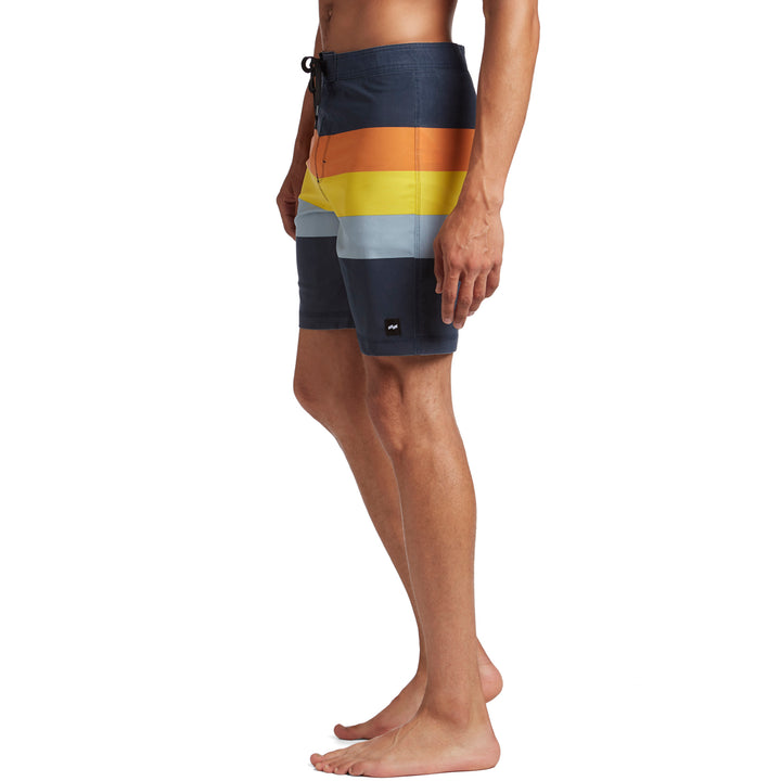 Banks Point 18" Boardshorts Dirty Denim