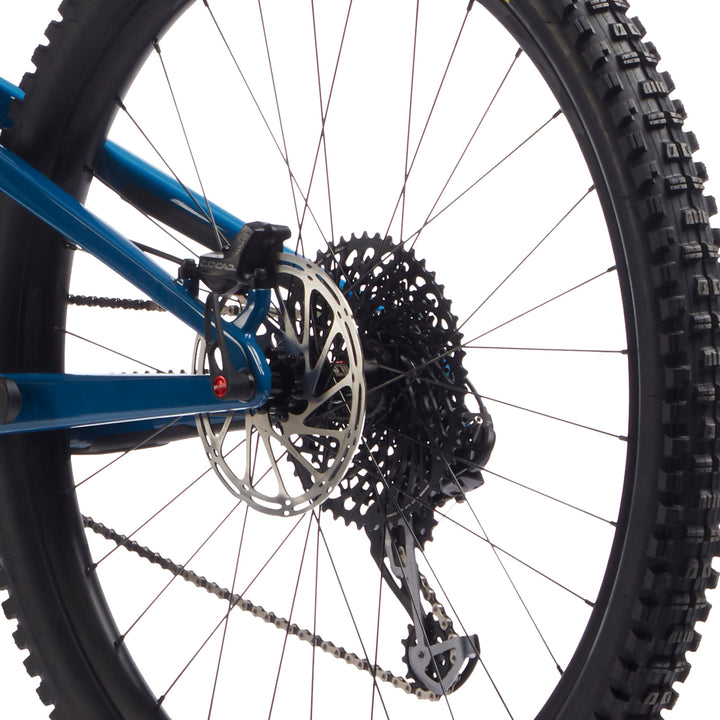 Santa Cruz Bicycles Hightower C S Complete Mountain Bike 2020 Highland Blue