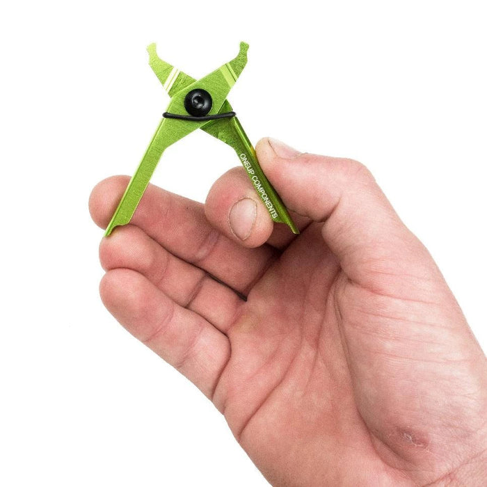 OneUp Components EDC Plug & Plier Kit Green