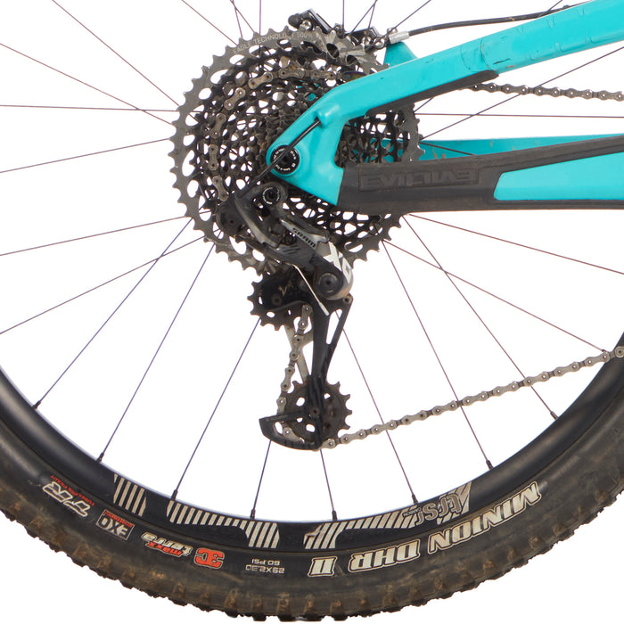 Evil Offering X01 Eagle LTD Complete Mountain Bike Blue