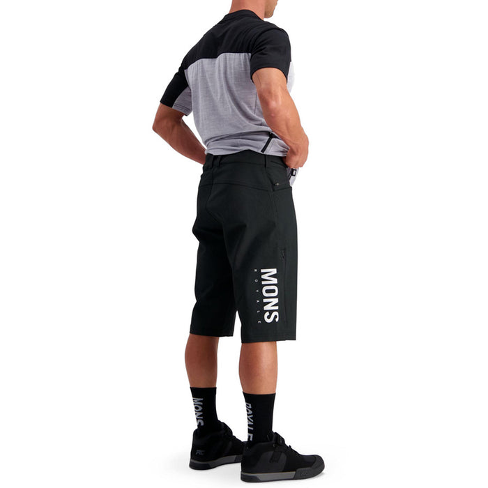 MONS ROYALE Momentum 2.0 Shorts Black
