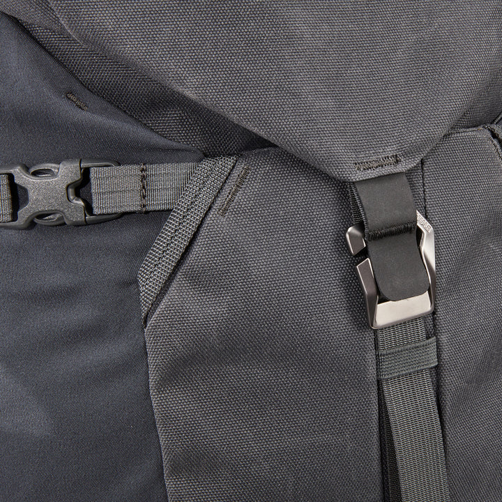 Thule All Trail X 25L Backpack Obsidian