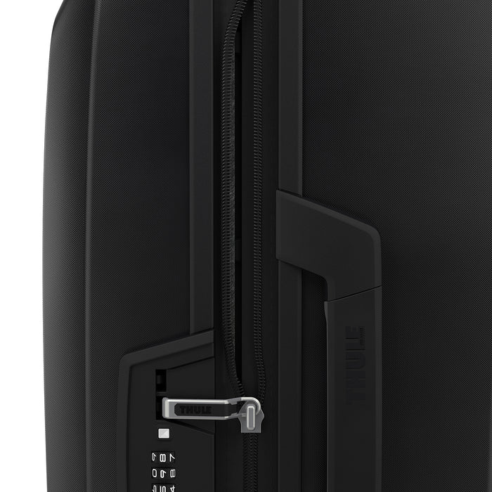 Thule Revolve Luggage Black