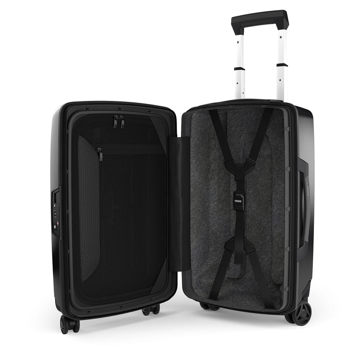 Thule Revolve Global Carry On Black