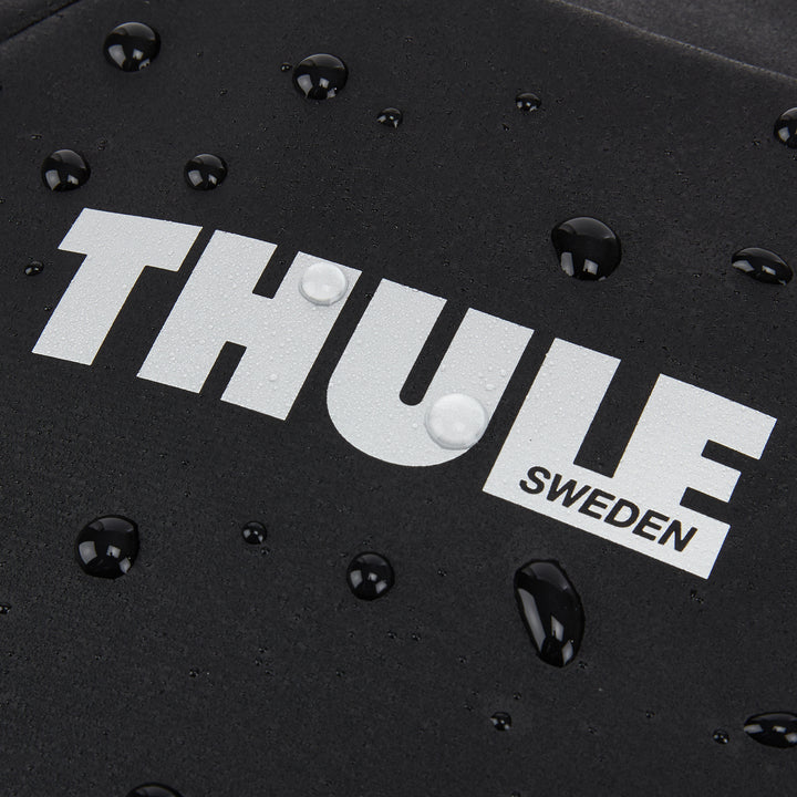 Thule Chasm Carry On Black
