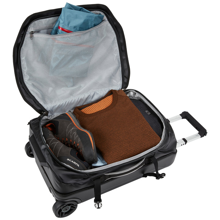 Thule Chasm Carry On Black