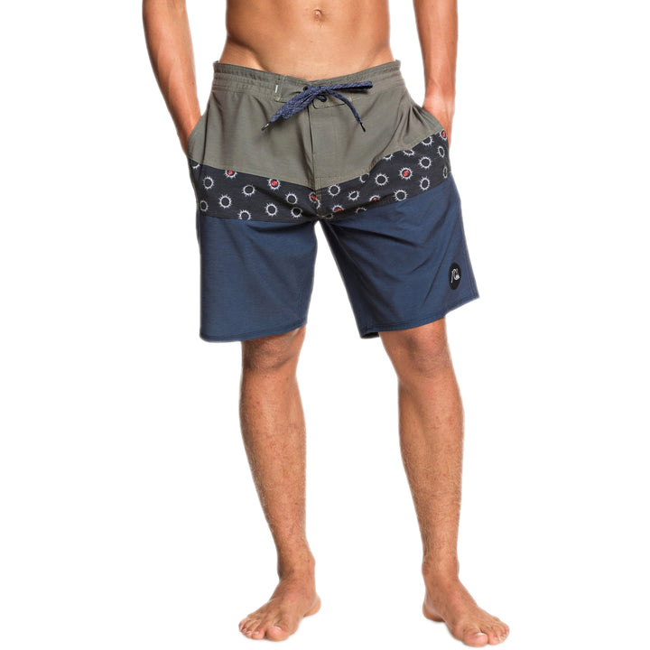Quiksilver Microdose Beachshort 19" Boardshorts Kalamata