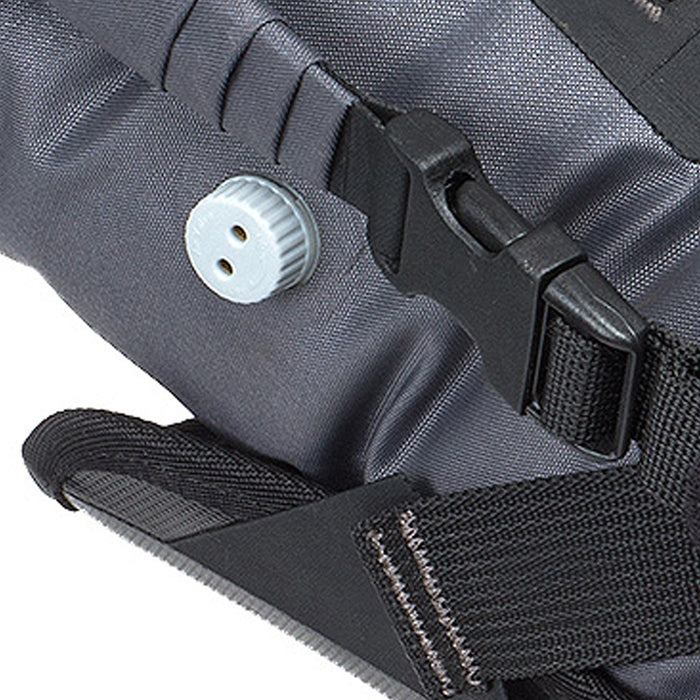 Blackburn Outpost Elite Universal Seat Pack Silver/Black
