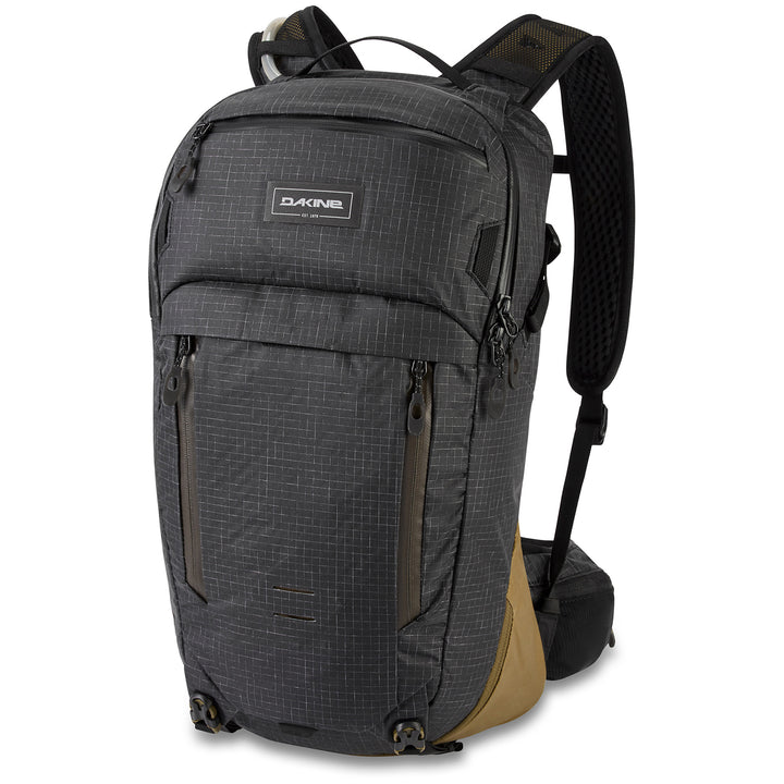 Dakine Seeker 18L Hydration Pack Black