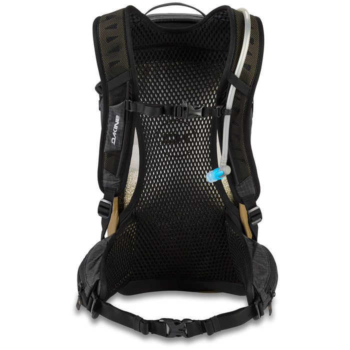 Dakine Seeker 18L Hydration Pack Black