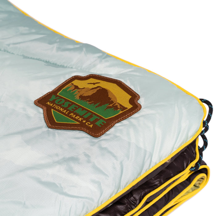 Rumpl Original Puffy Blanket - Yosemite Yosemite