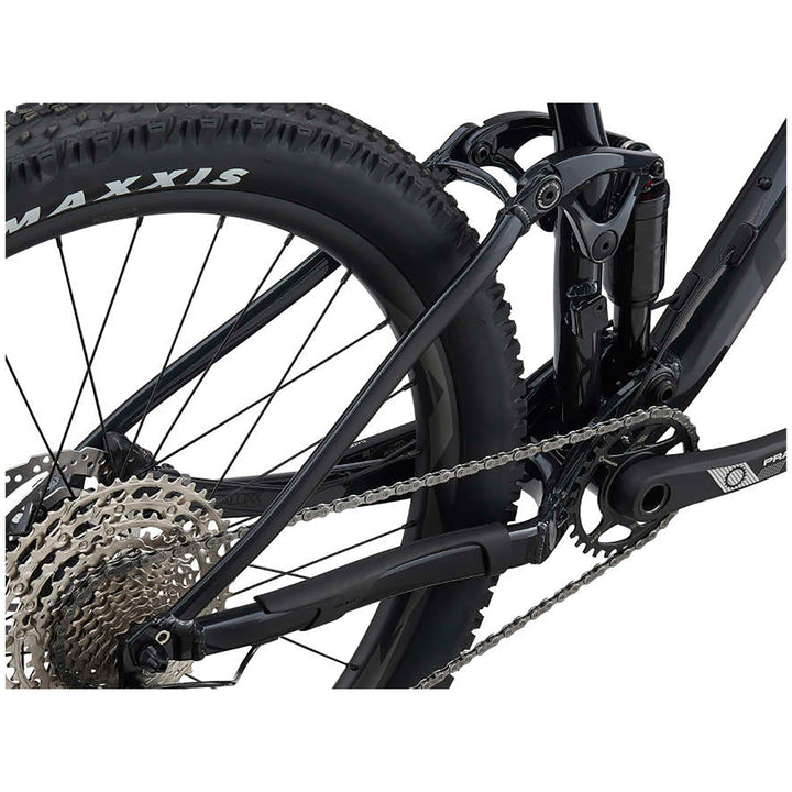 Giant Stance (Crest Fork) Complete Mountain Bike 2021 Gunmetal Black