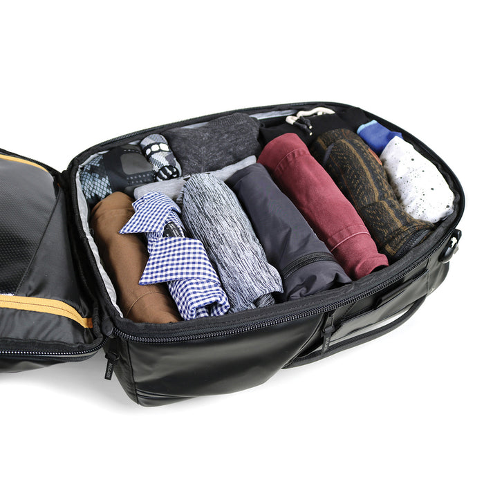 Kulkea Kayda 44 Boot Bag Black/Gold