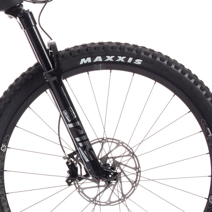 Evil Following X01 Complete Mountain Bike 2022 Blackout Drunk