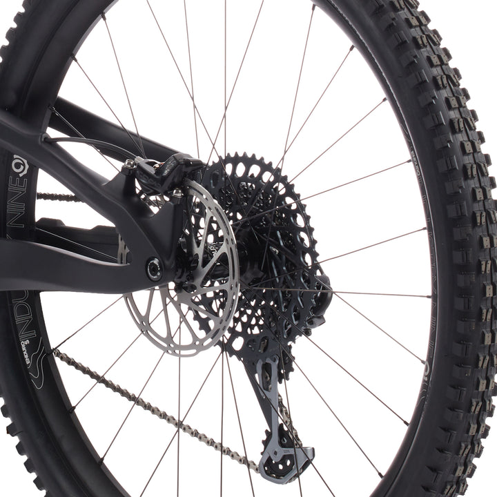 Evil Following X01 Complete Mountain Bike 2022 Blackout Drunk