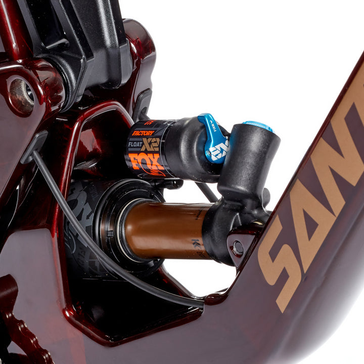 Santa Cruz Bicycles Nomad CC X01 Complete Mountain Bike 2021 Oxblood