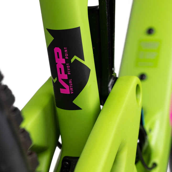 Santa Cruz Bicycles Nomad C XT Complete Mountain Bike 2021 Adder Green