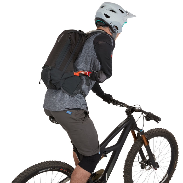 Thule Rail Pro 12L Hydration Pack Obsidian