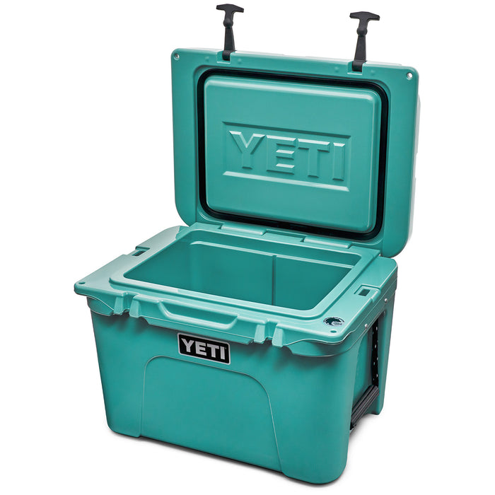 YETI Tundra 35 Cooler Aquifer Blue