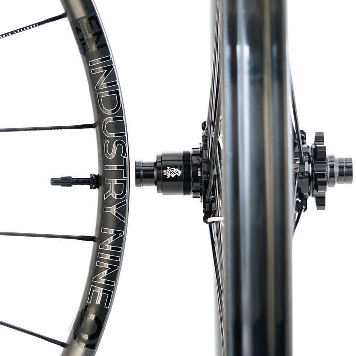 Industry Nine Enduro 315 Carbon Boost Wheelset - 27.5" Black