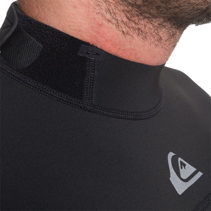 Quiksilver 2/2 Syncro Short Sleeve Back Zip Quicklock Wetsuit Black/Silver